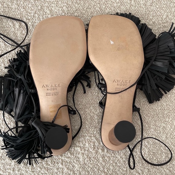 ❌SOLD❌A.W.A.K.E. mode Gortensia Sandal - Picture 6 of 10